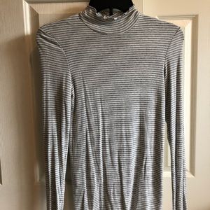 Turtleneck long sleeve
